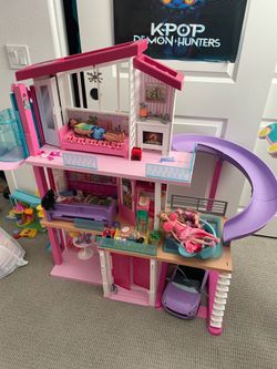 Barbie Dream House