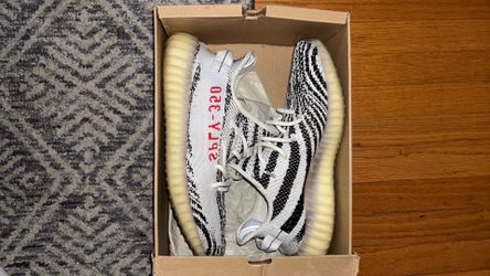Yeezy 350 V2 “Zebra” Size 11