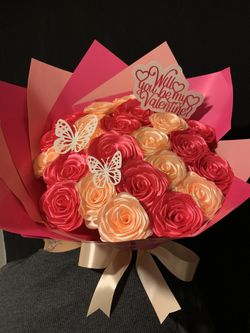 Ribbon Rose Bouquets/ Ramos Eternos Buchones