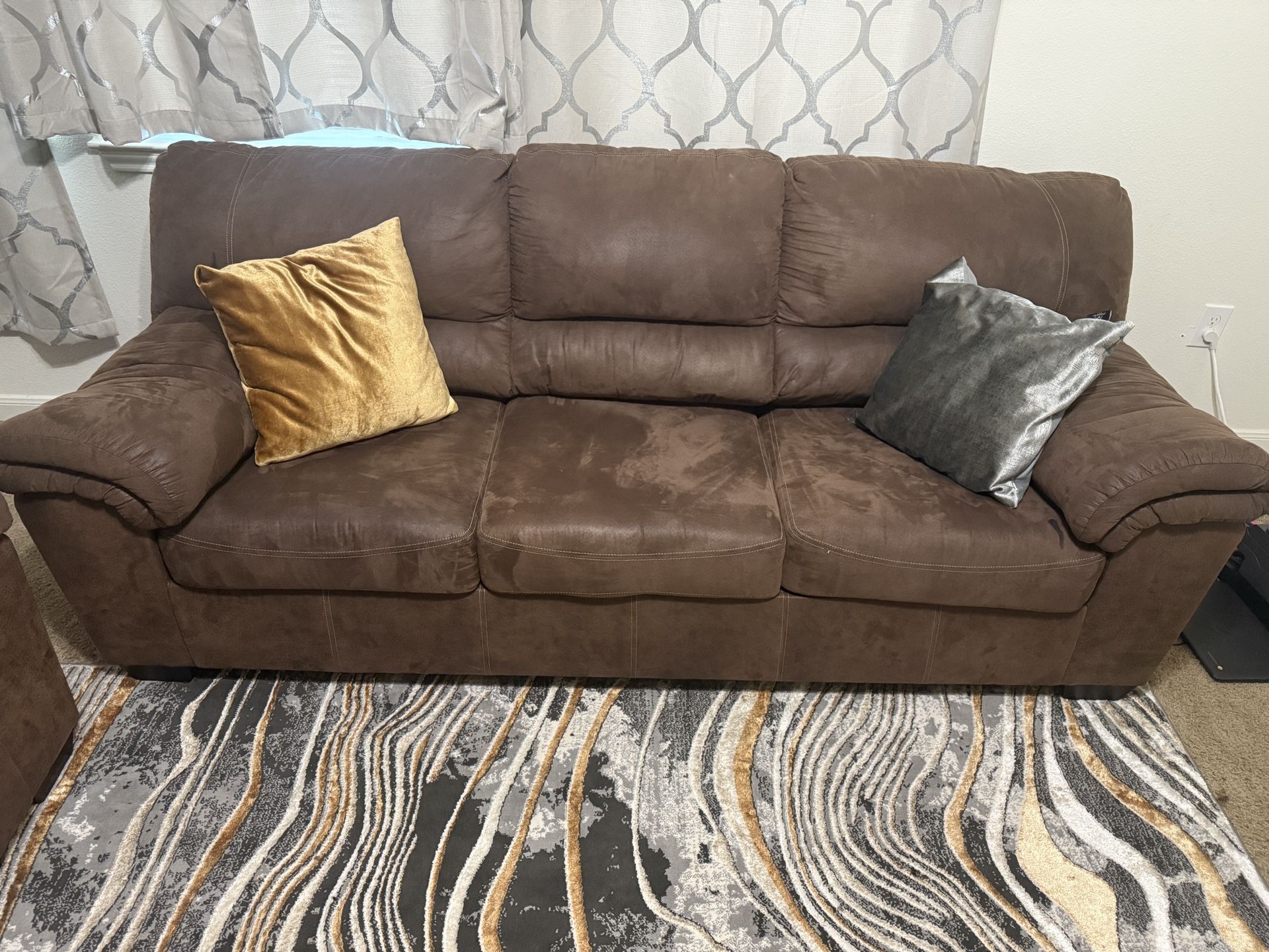 Living room set + Accessories