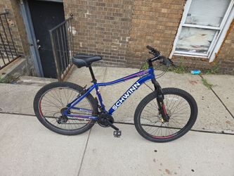 SCHWINN MOUTAIN BIKE