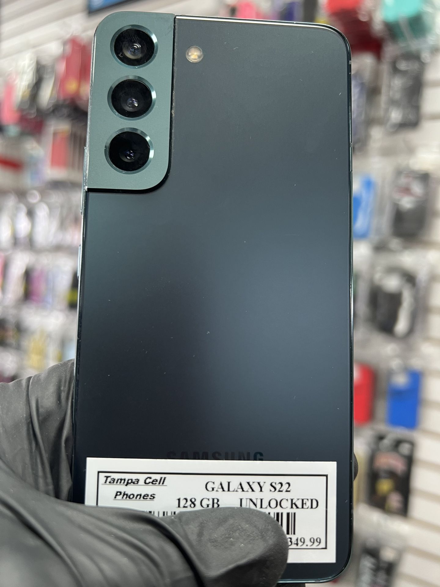 Samsung Galaxy S22 Unlocked 128 gb excellent condition! $ 320