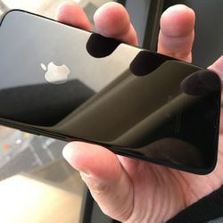 Locked Iphone 7 For Sale (Locked)