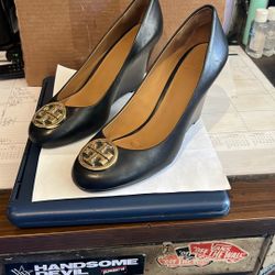 authentic TORY BURCH shoes