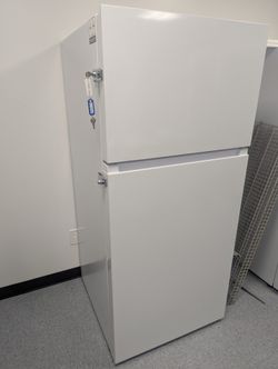 Mora Fridge Freezer  18cu Ft 