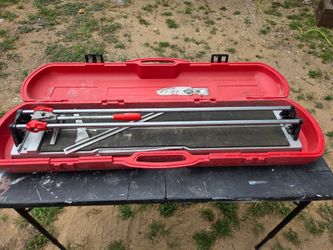 Rubi 36in. Manual Cutter with Carrying Case
Size: 36in.
