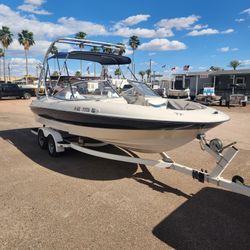 2002 Bayliner 215