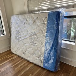 Single Twin Mattress 99 Full Double 159 Queen Bed 179 King 229 California King 229 Frame 69 XL Twin Mattresses All Sizes Available