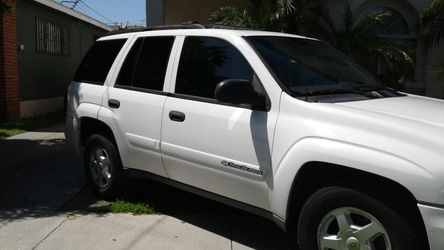 Trail blazer 2002 new tires $3500 obo