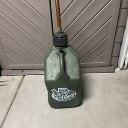 Gasoline Tank 5.5 Gallons