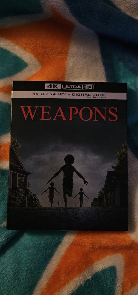 Weapons 4K Blu-Ray (No Digital Code)