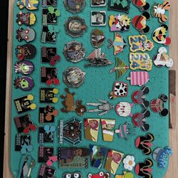 Disney Pin Trade