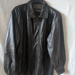 Boston Outfitter long leather jacket