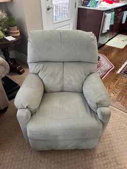 Recliner & swivel chairs