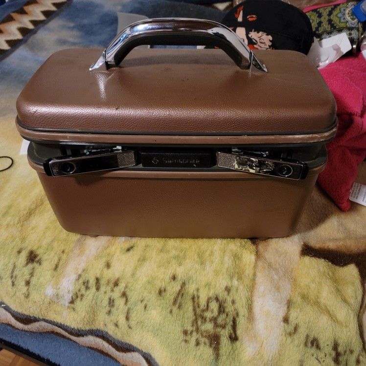 Samsonite Silhouette 4