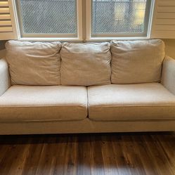 Sofa: light grey. Ashley’s