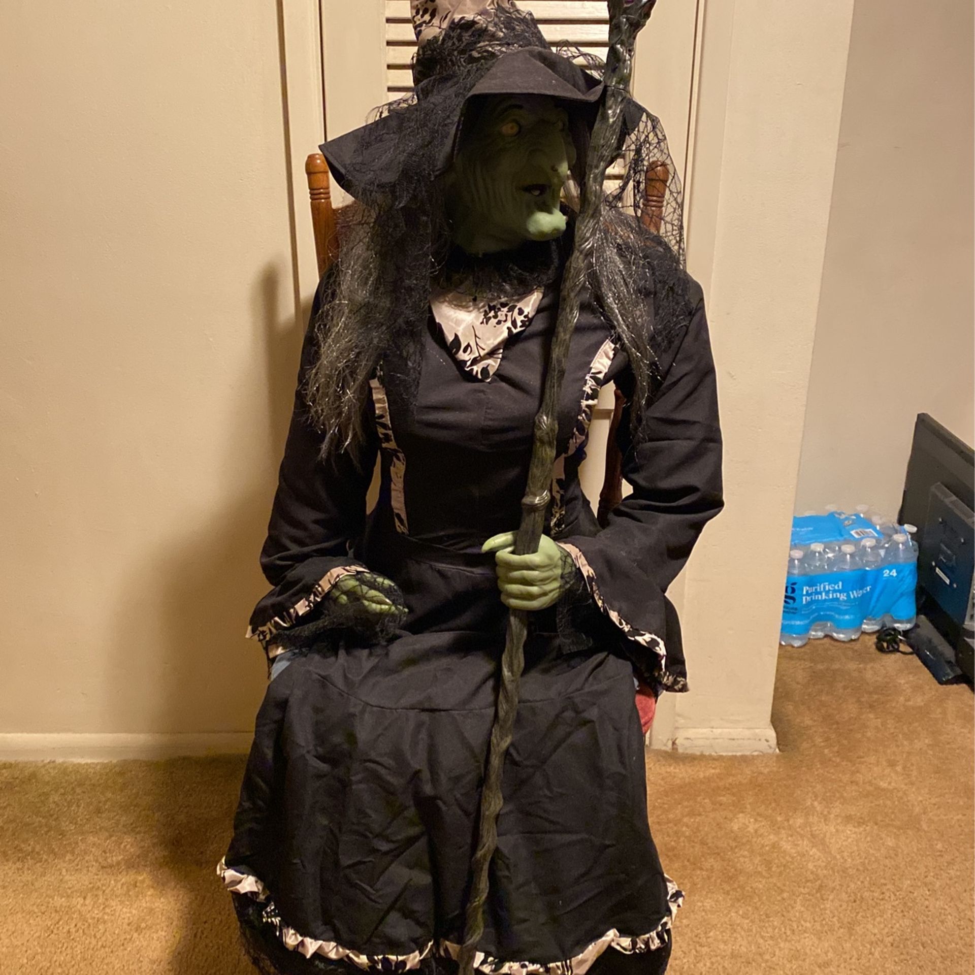 Witch Animatronic Prop