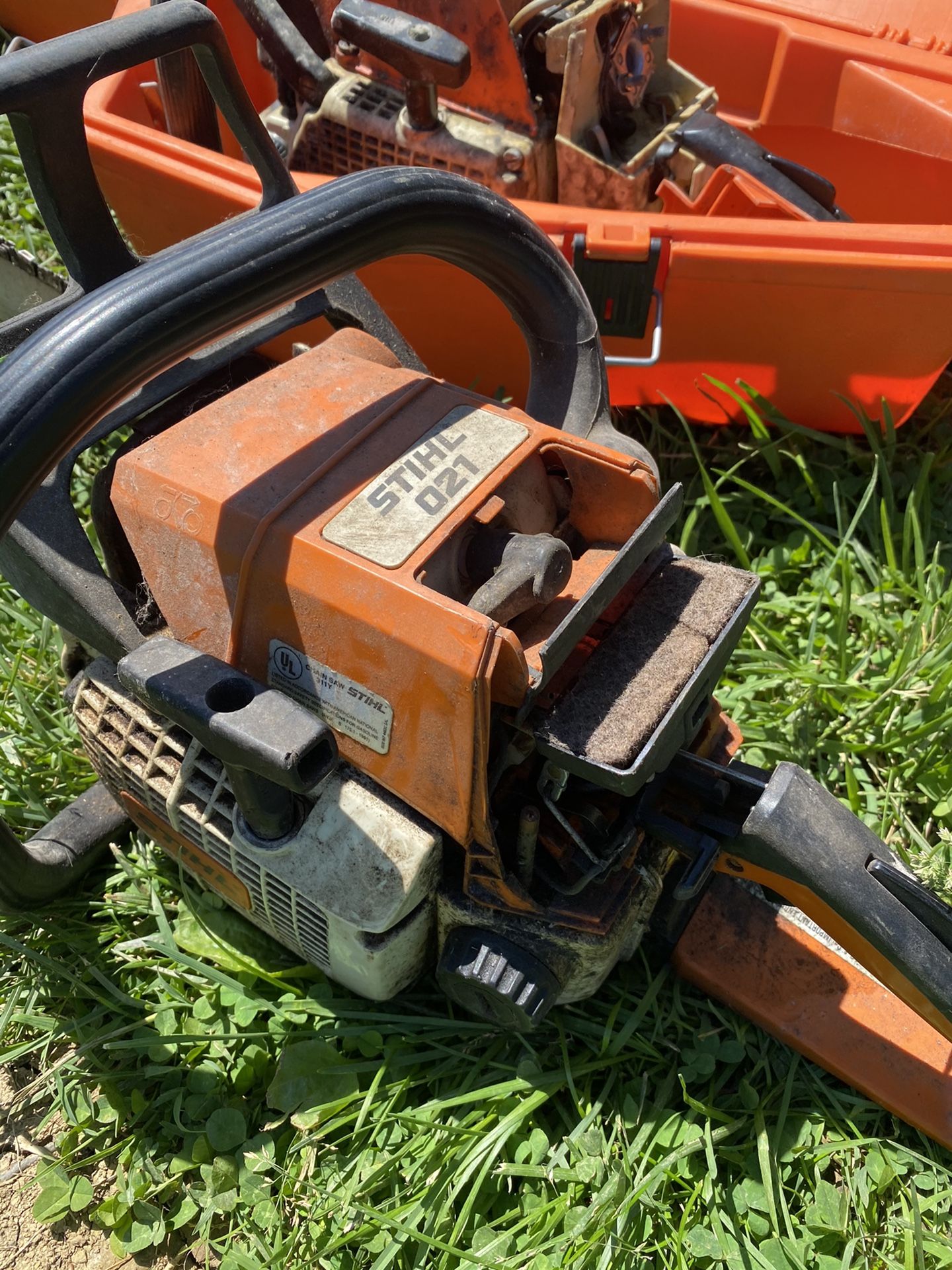 Stihl chainsaws all need work from sitting they will fire on ether but