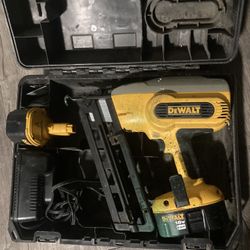 Dewalt 16 Ga 18v Nail Gun