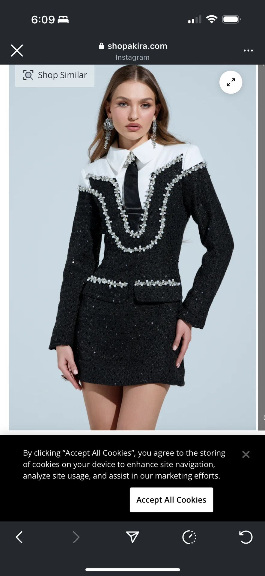 Both Are Statement Pieces. Only Wore Once In Excellent Conditions.