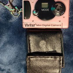 Vivitar Mini Digital Camera 3-in-1 16MB USB Webcam Video Photo - Pink