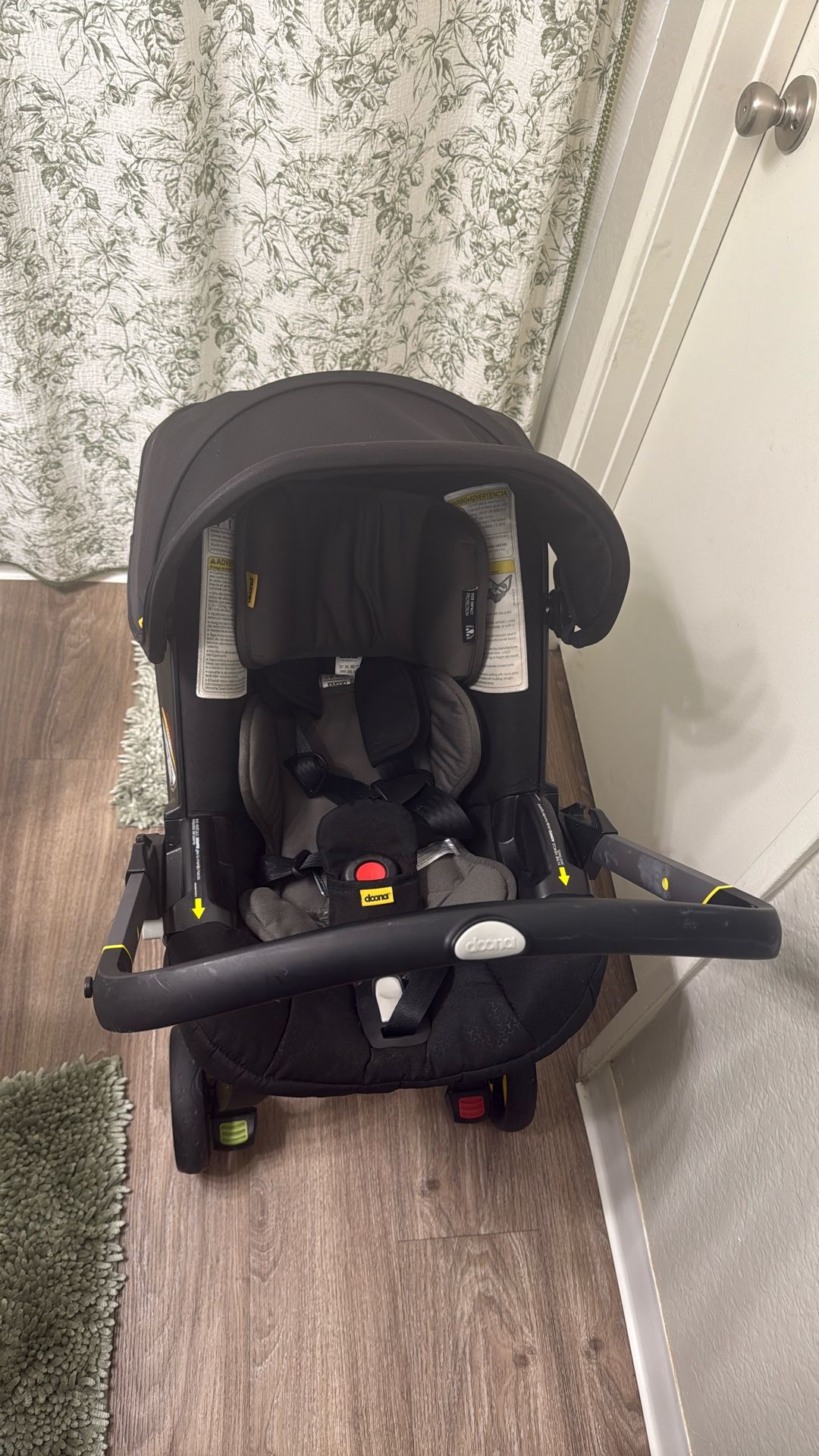Doona Infant Convertible Car Seat and Stroller