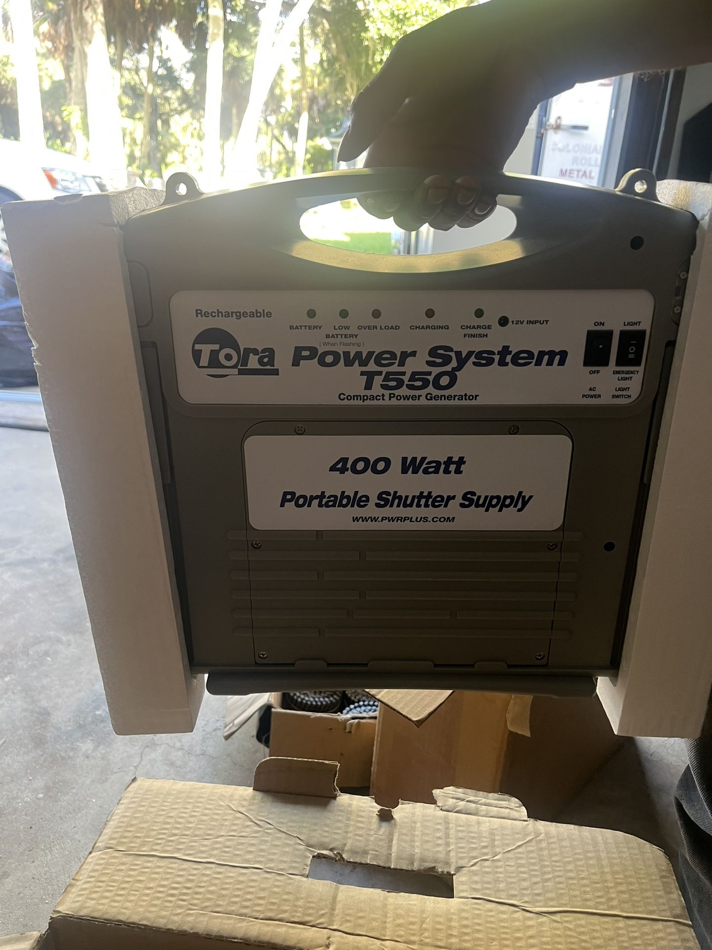 Tora T550 Portable Power Supply Pack