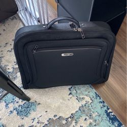 Suit bag