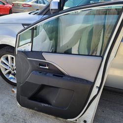 2012 -2015 Mazda 5 minivan door panel