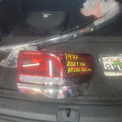 LT TAIL LIGHT 