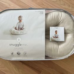 Snuggle Me Infant Lounger