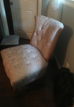 RAntique chair 75