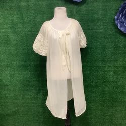 Vintage Avian Sheer Off White Lace Puffy Sleeve Nightgown Size Small 