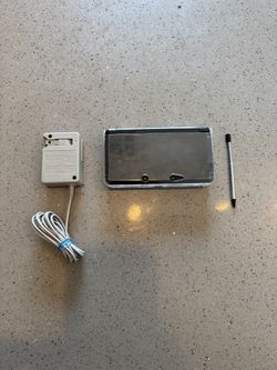 Nintendo 3DS – Loaded with games