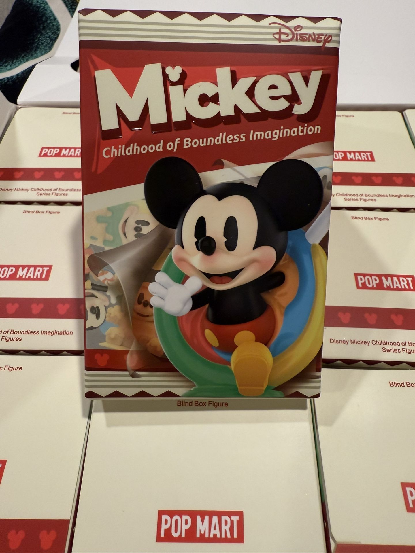 Mickey Figurines ***POP MART ***