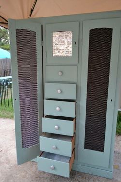 1940's Chifforobe