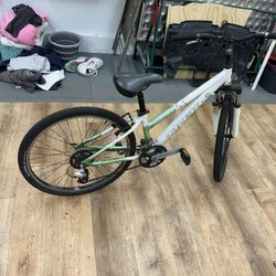 trek 3700 bike sr suntour bike