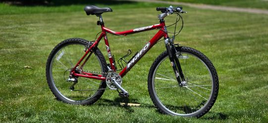 HARO ESCAPE ALL TERRAIN BIKE - EX LARGE FRAME - TUNED