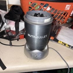 NutriBullet Blender Base NB-101B 600W For Parts Not Working