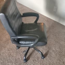 Office Chair New Condition