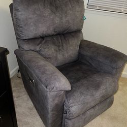 Electric Lazy boy Recliner 