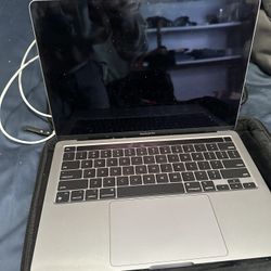 macbook pro 13 2020