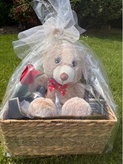 Mother’s Day bath and bodyworks basket