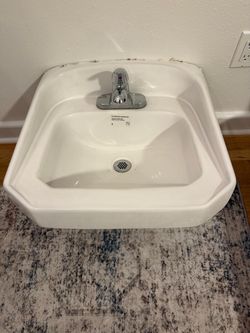 3 industrial wall mounted Bathroom Sinks