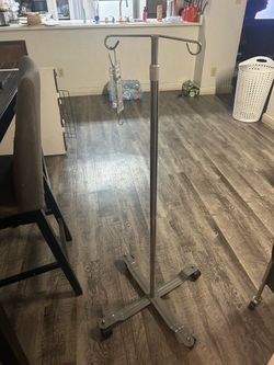 IV pole