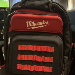 Milwaukee Backpack Milwaukee 15 in. Ultimate Jobsite Tool 