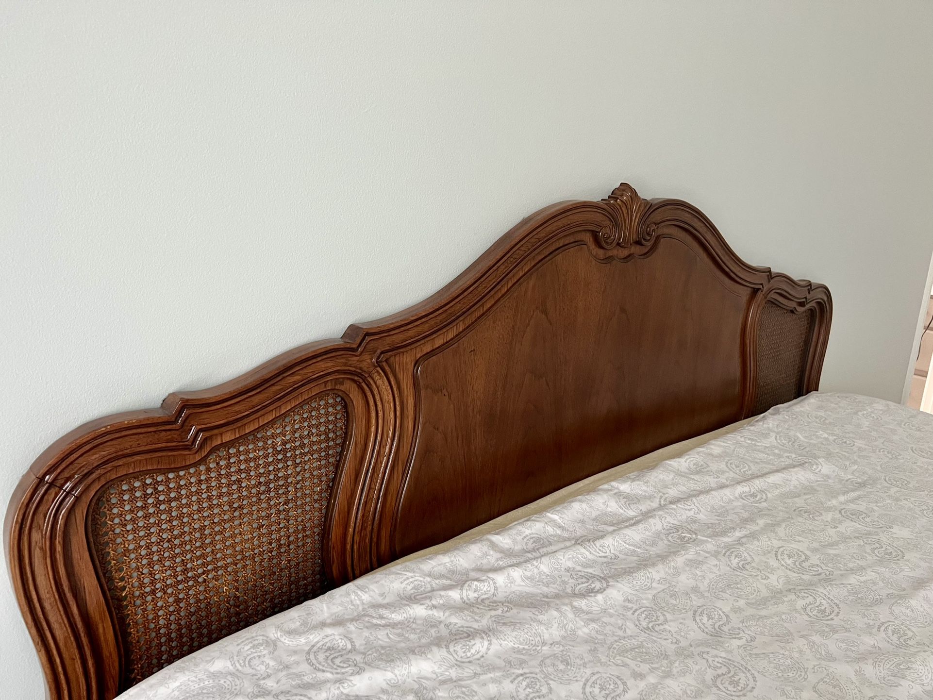 Pristine Vintage 1970s Thomasville Cherry Wood French Provincial Cane King Headboard