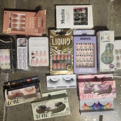 10 Press On Nails. 5 Lash Strips