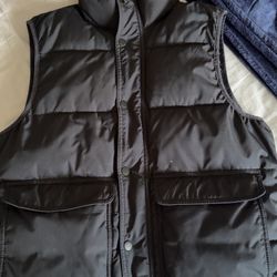 Hollister Puffer Vest