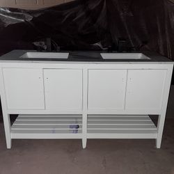 Bathroom Vanity With Double Sinks